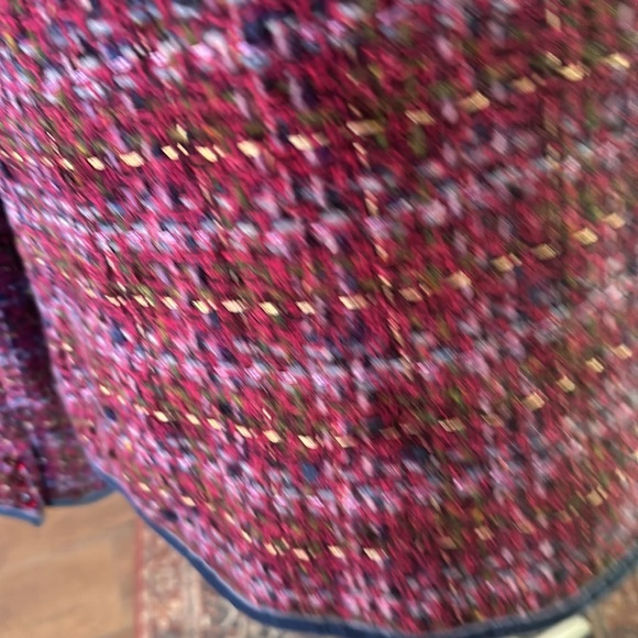 Jones, NY Country New York boucle Chanel like jacket, trimmed and velvet large - Picture 6 of 7